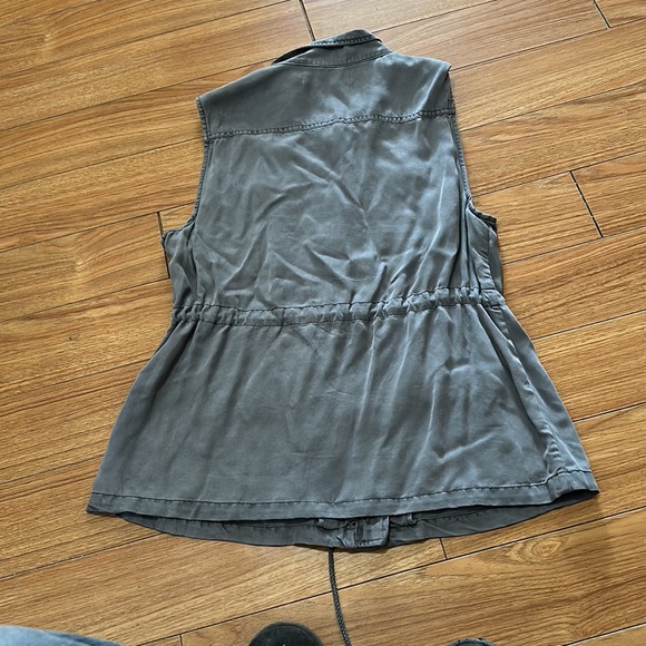 Max Jeans Utility Vest - Picture 6 of 7